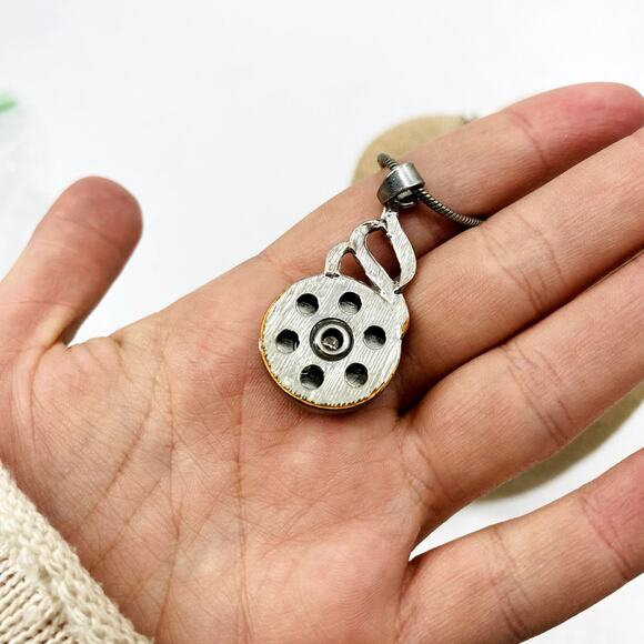 Y2K pendant Necklace - Picture 3 of 4